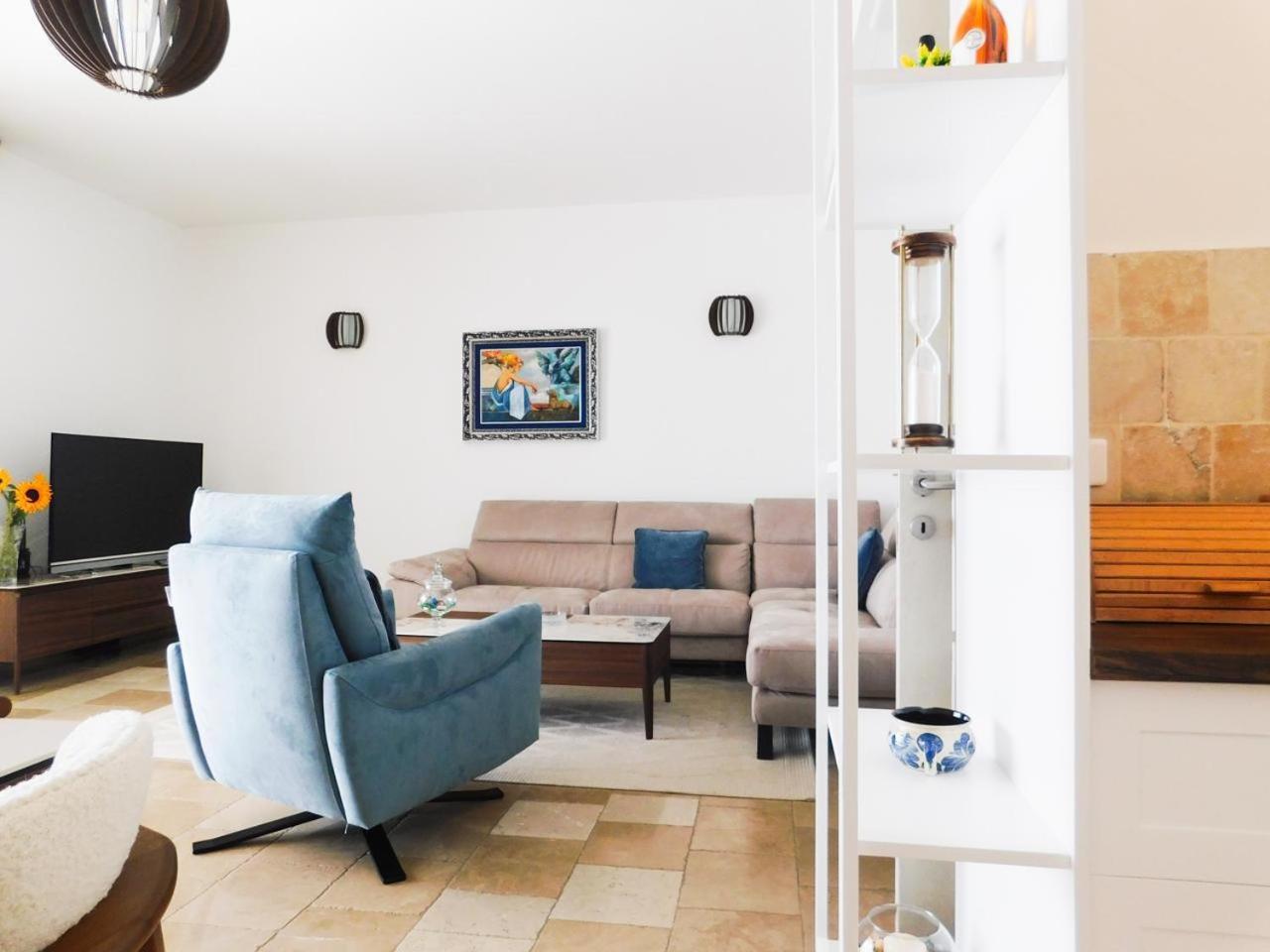 Casa Oliva With Private Heating Pools Villa Budva