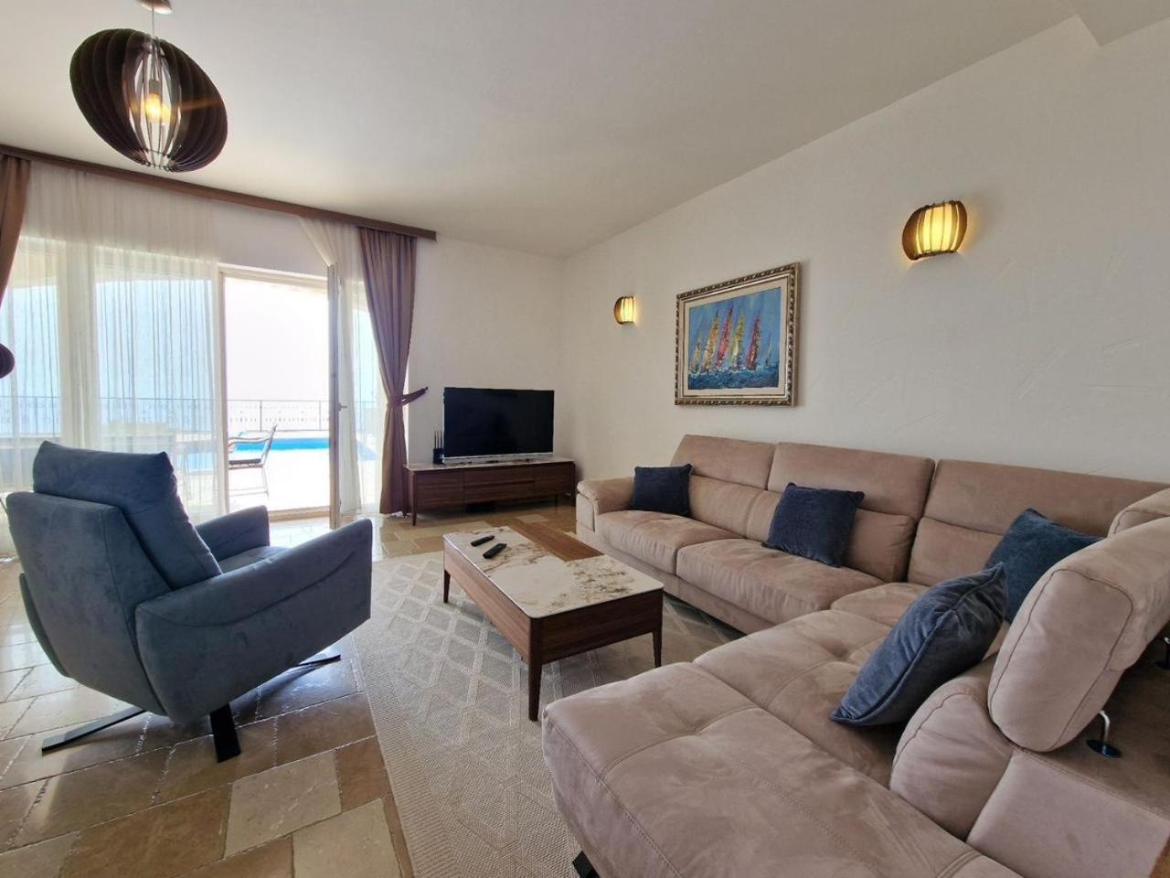 Casa Oliva With Private Heating Pools Villa