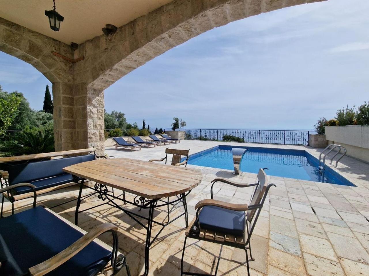 Villa Casa Oliva With Private Heating Pools *
