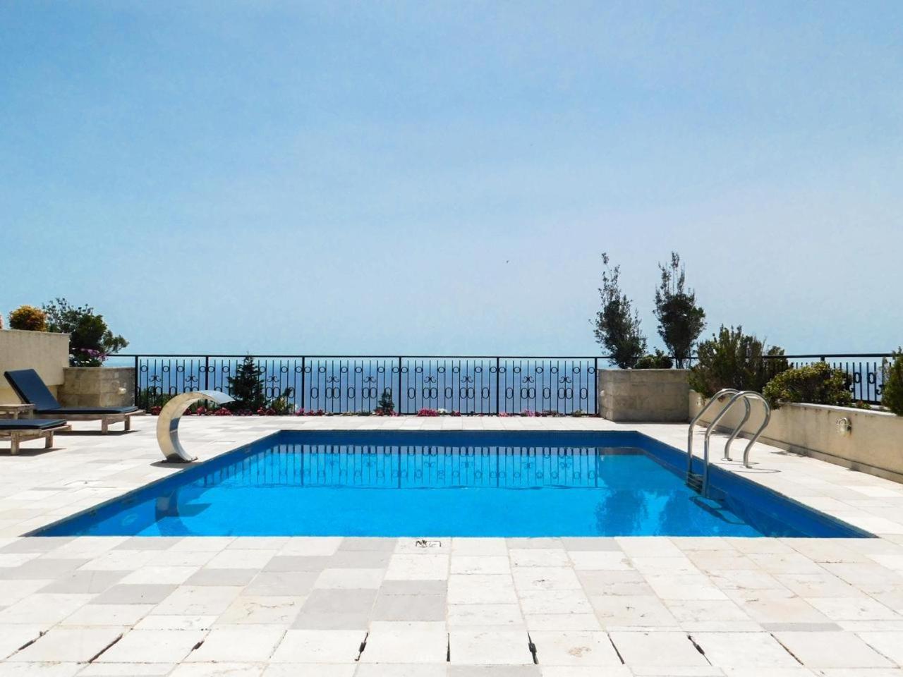 Villa Casa Oliva With Private Heating Pools Budva